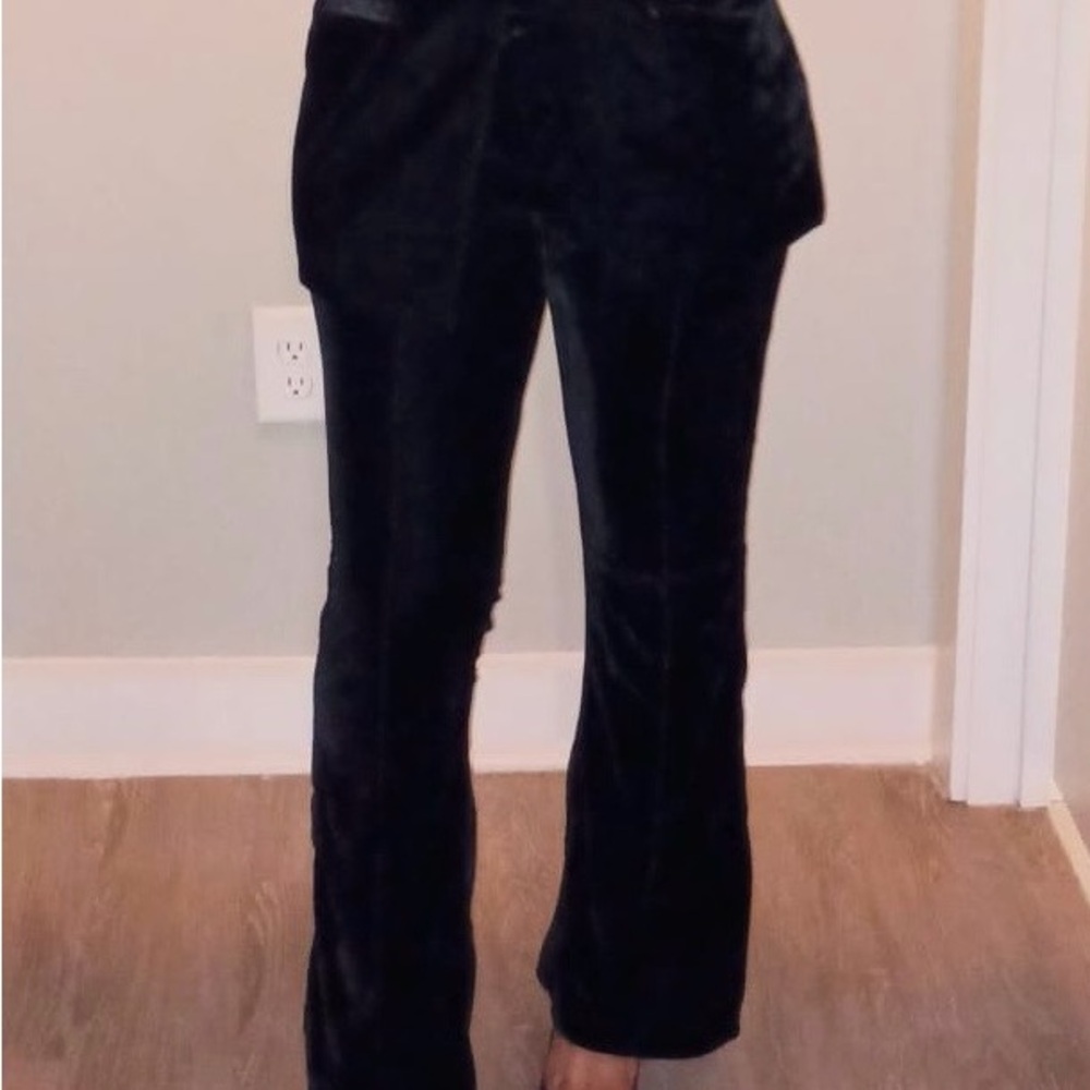 COPY - BLACK VELVET FITTED BLAZER AND PANT (PrettyLittleThing) worn once. M siz… - Picture 6 of 6